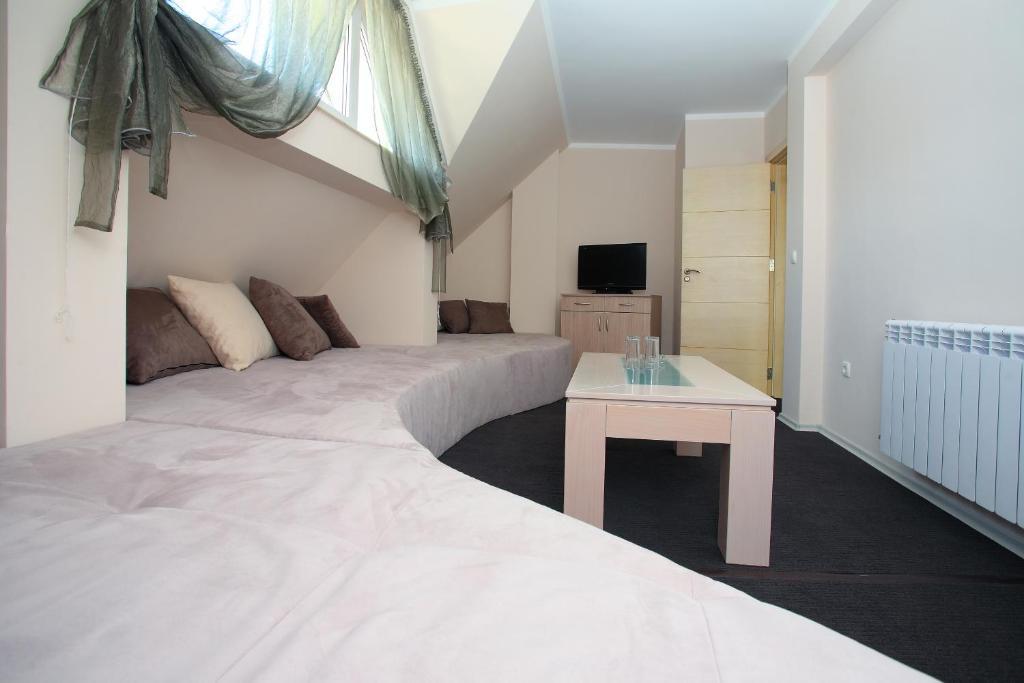 Family Hotel Diana Sofia Room photo